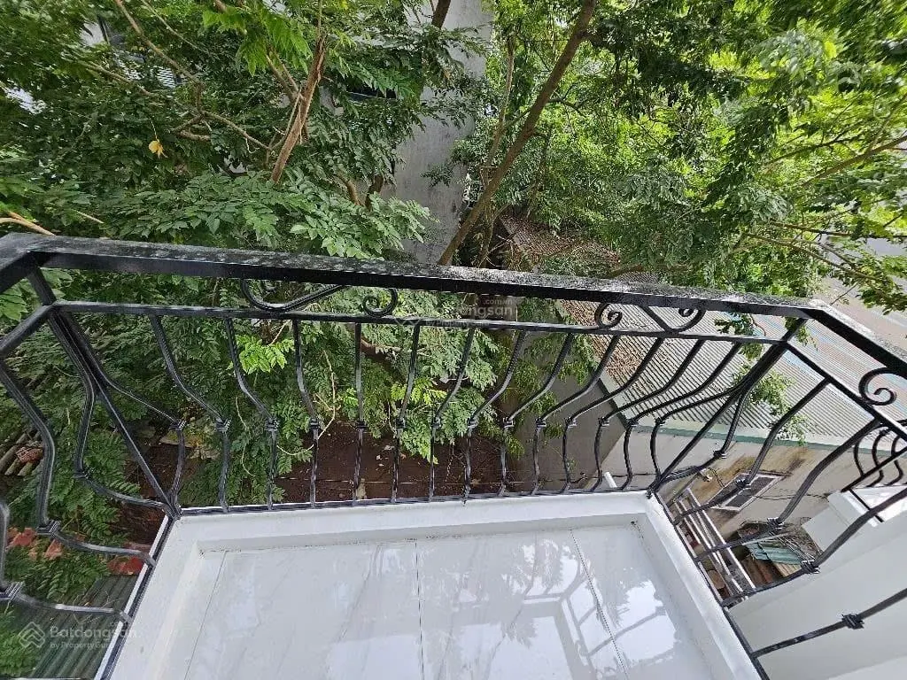 Nhà ĐẸP 5 Tầng, 44m2, Phố Trạm, Gần Cầu Vĩnh Tuy, Long Biên, Kết nối Sang Vinhomes Gần