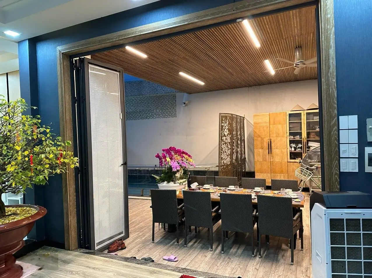 Biệt thự 4 tầng có hồ bơi khu bên sông - gigamall phạm văn đồng - đường 25 - giá chỉ 29 tỷ