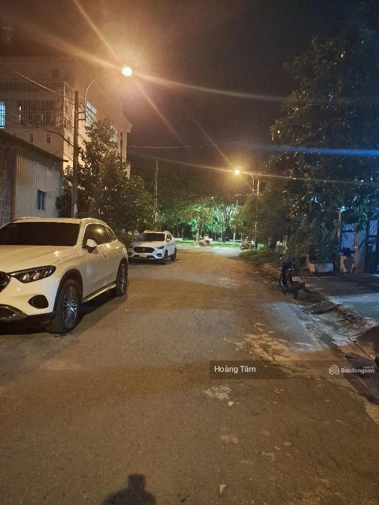 Siêu phẩm nhà phố - kết cấu 3 tầng - ngang 7m hiếm - ngay khu hành chính - Nguyễn Bình