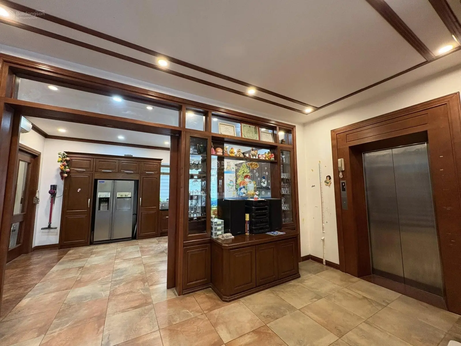 Biệt thự Vườn Đào - Tây Hồ - view vườn hoa - khu Vip quan chức - an ninh tuyệt đối