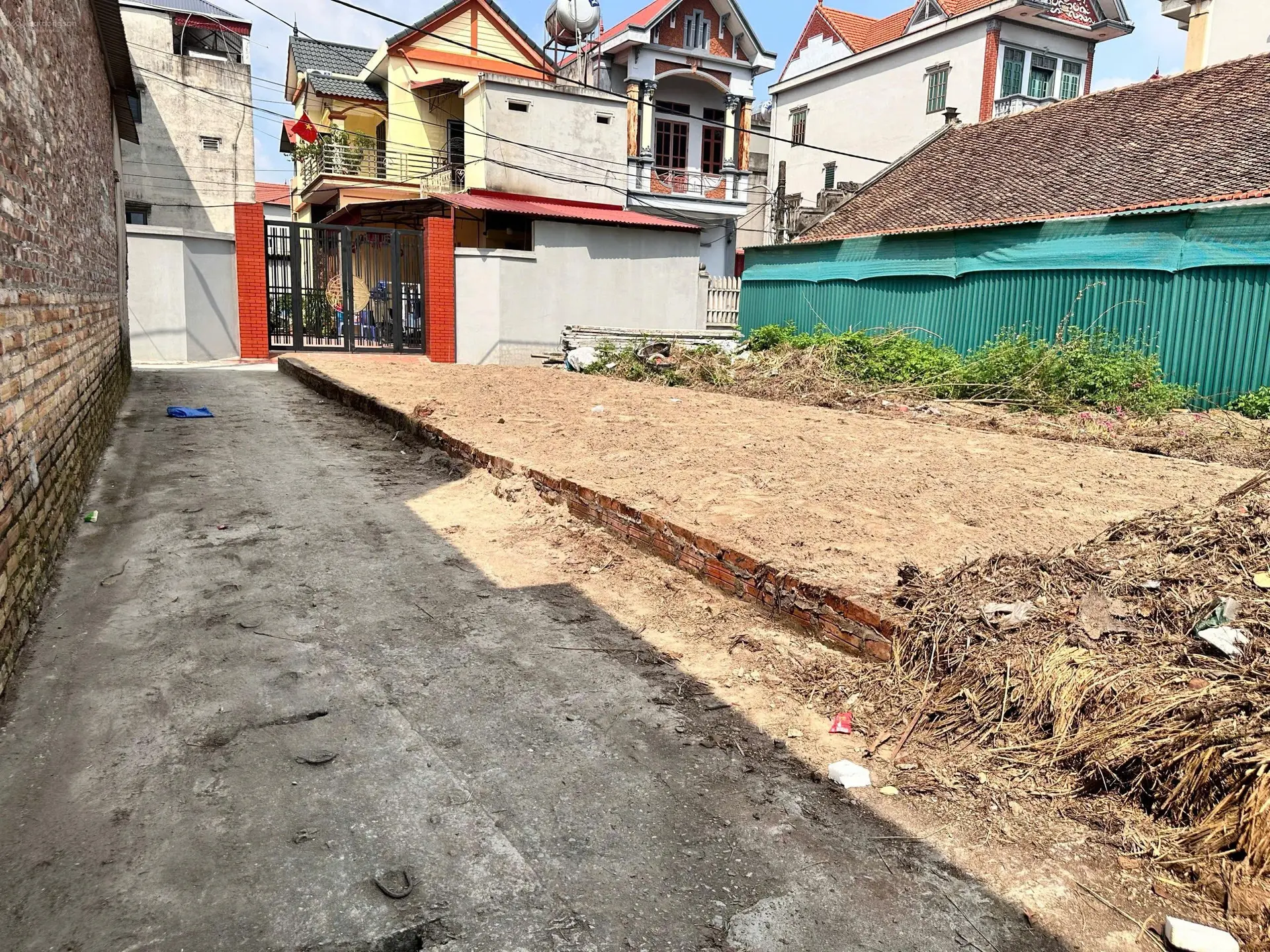 Nhỉnh 2 tỷ có ngay lô góc 60,5m2 tại Hương Trầm, Thuỵ Lâm, Đông Anh