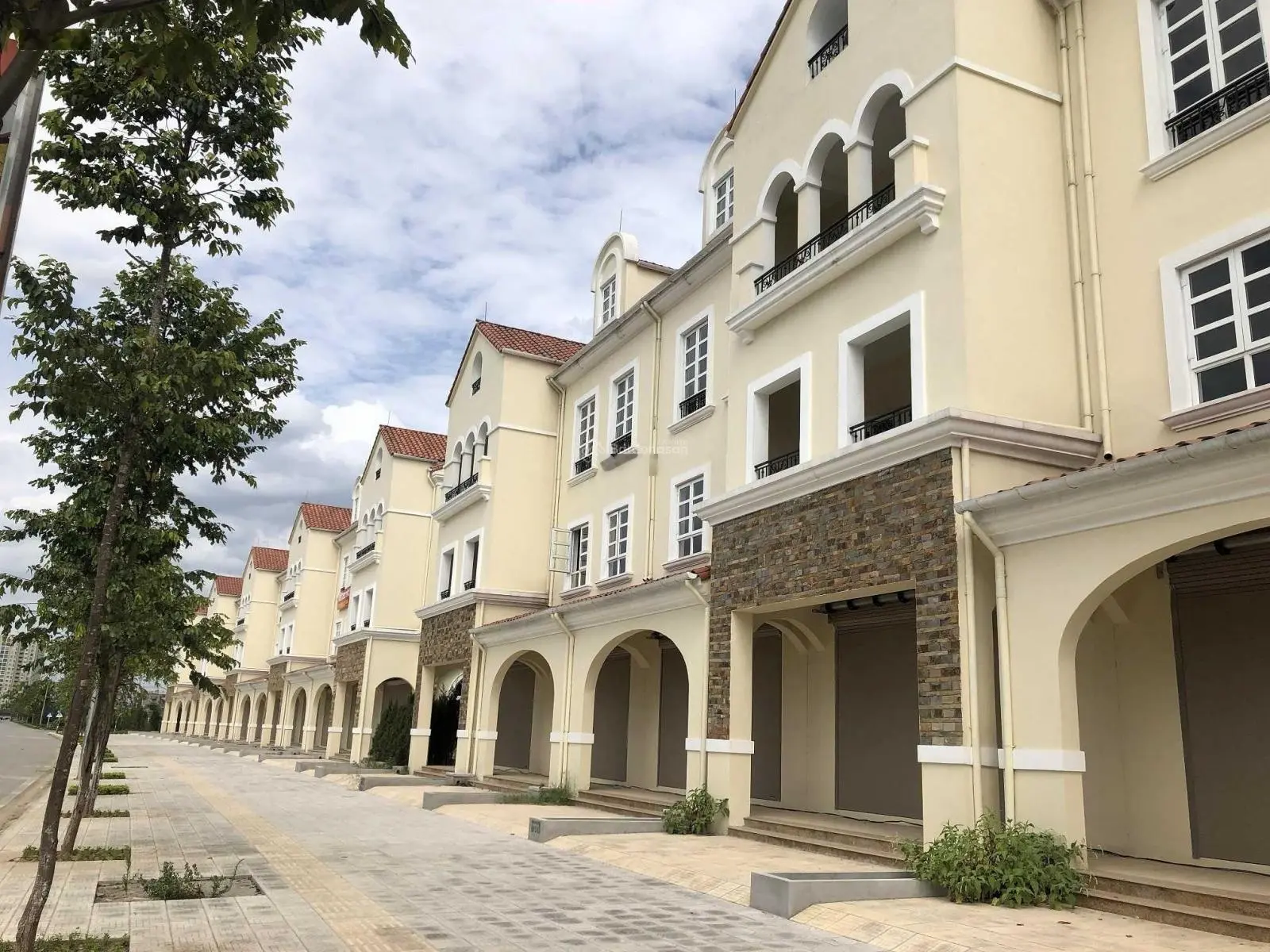 Tôi chính chủ bán căn shophouse khu đô thị Nam An Khánh giá rẻ nhất thị trường
