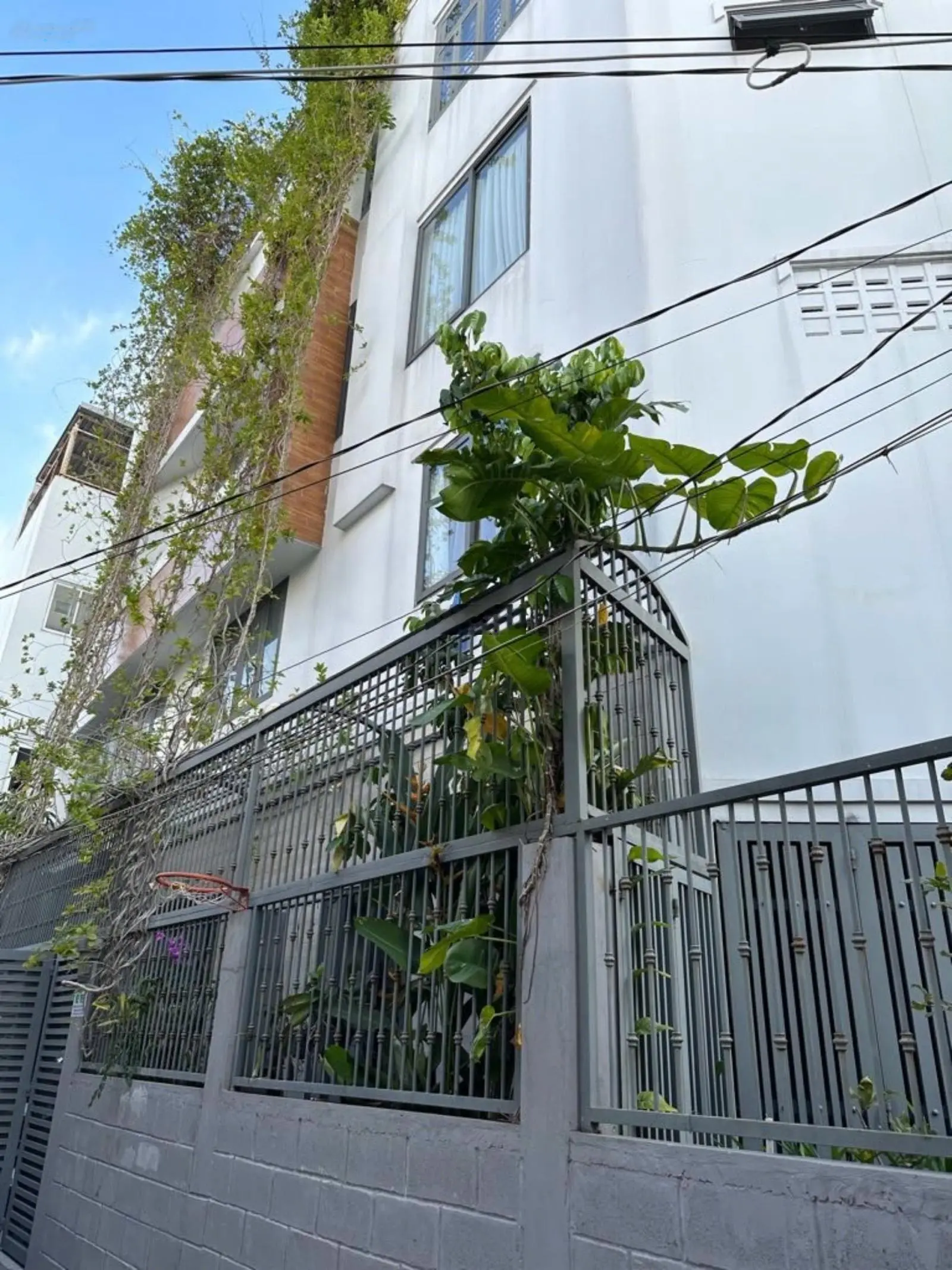 Bán gấp nhà căn góc nở hậu đẹp 4 tầng hơn 106m2, Huỳnh Tấn Phát, chỉ nhỉnh 8 tỷ