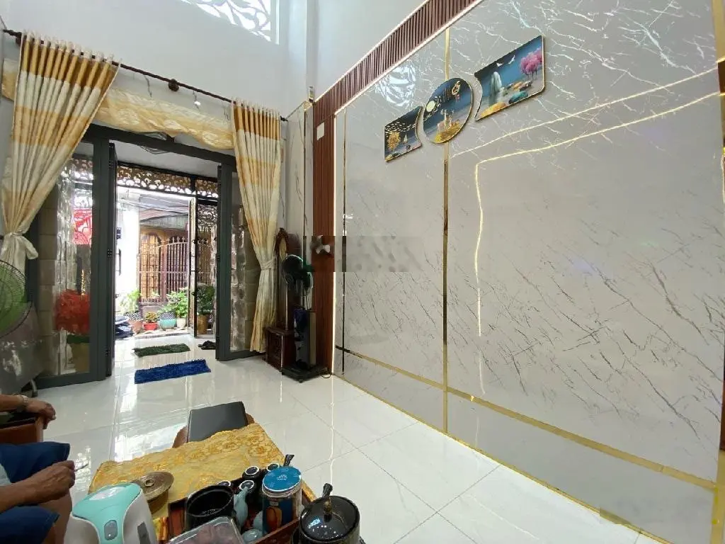 Bán nhà Xóm Chiếu Quận 4 - hẻm ôtô - 4 tỷ nhỉnh - 4 Tầng - 45m2 - khu dân trí cao