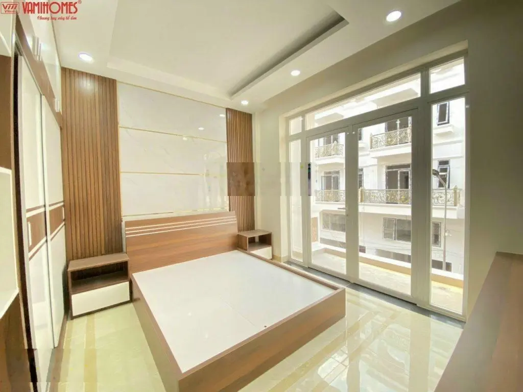 Cần bán nhà khu đồng bộ đường Quốc Lộ 13 , Thủ Đức. DT 80m2 - Giá 2,5 TỶ . SHR. LH 0903 632 *** QUÂN