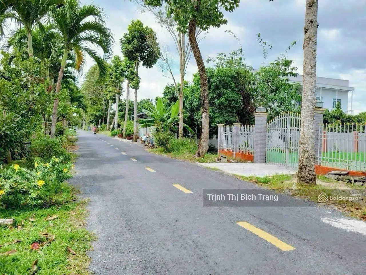 Đất KDC ngay đường Lộ Thống nhất P7 Bến Tre. Giá 510tr/120m2 ngay chợ Phường 7. Đất thổ cư. Sổ sẵn.