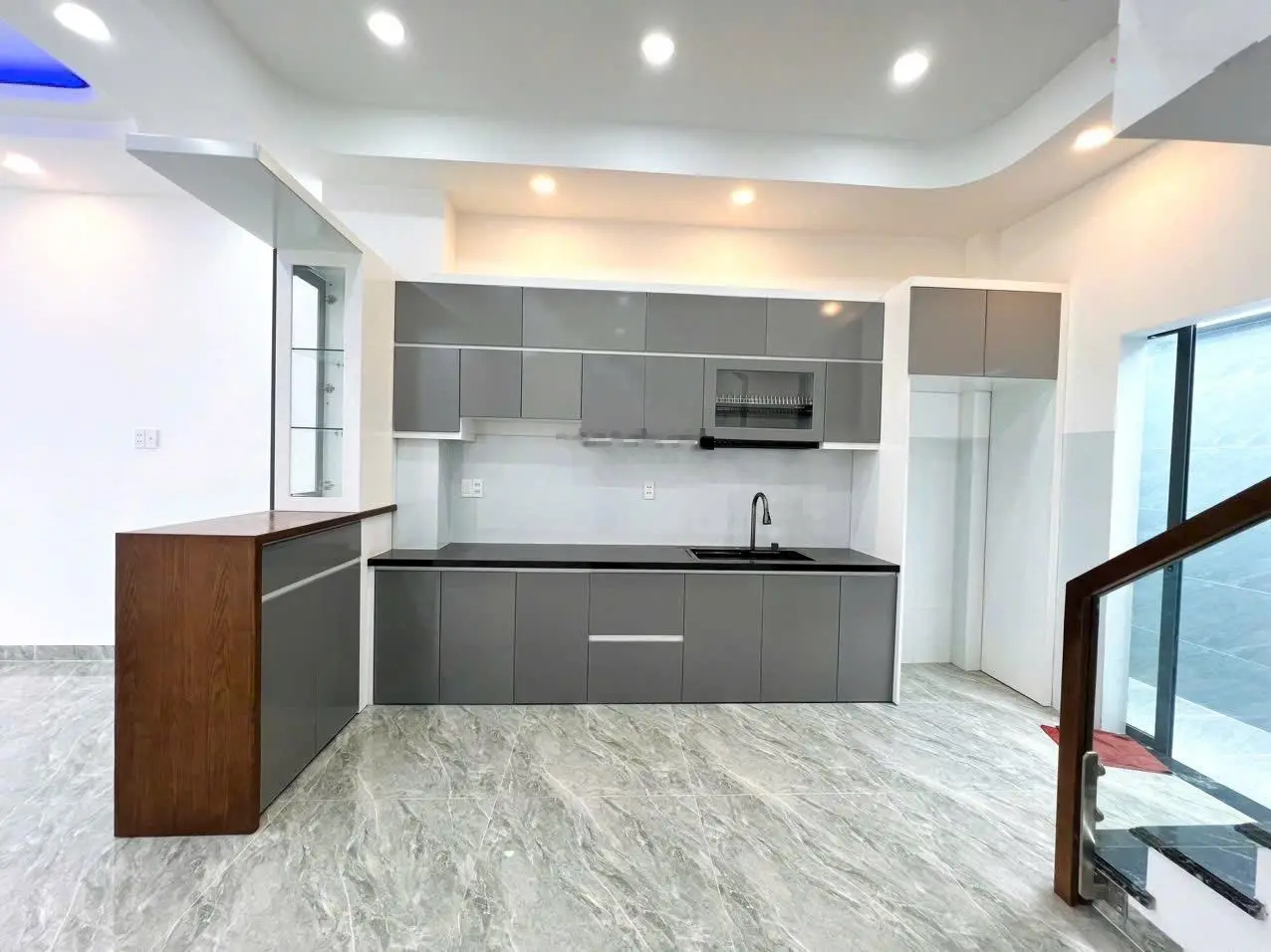 Bán nhà mới 1trệt 2lầu, KDC Nam Khang Nguyễn Duy Trinh, P. Long Trường, Q9, hoàn công đầy đủ