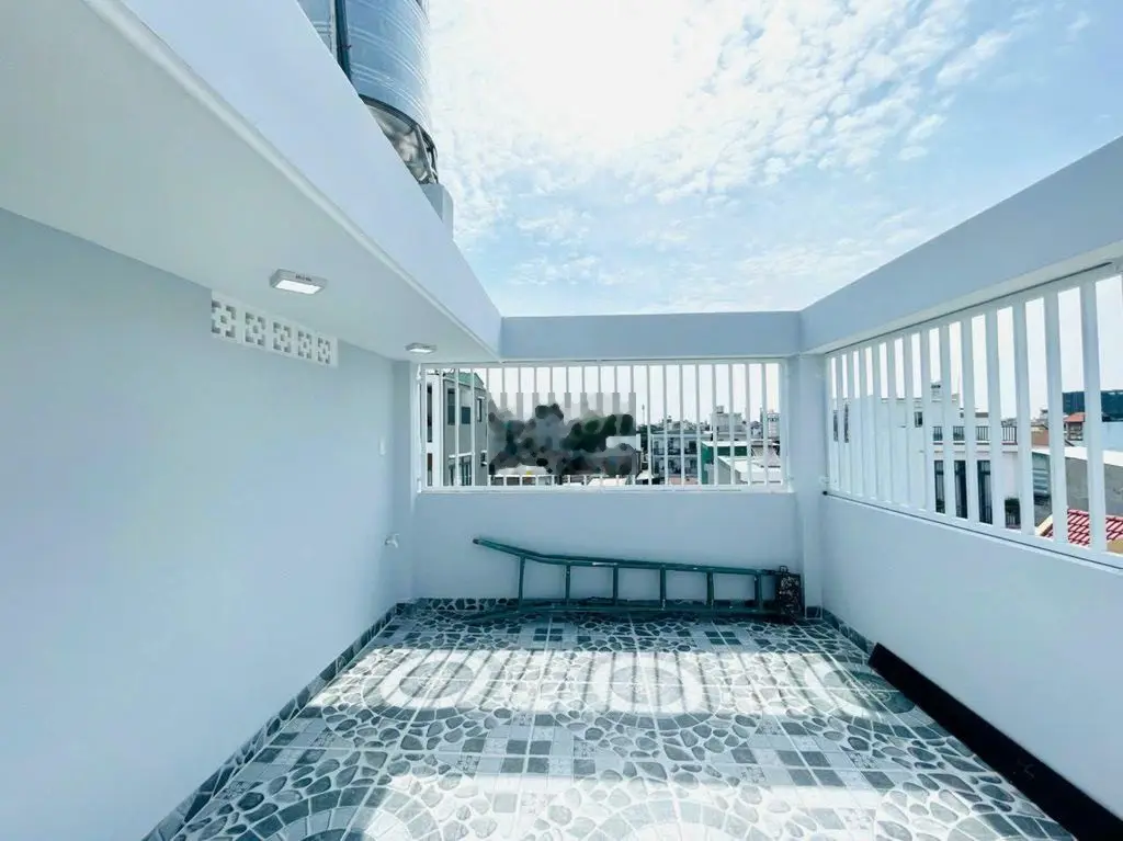 Bán nhà 48m2 đường Phạm Viết Chánh quận 1. Giá 2tỷ550 triệu. Sổ sẵn