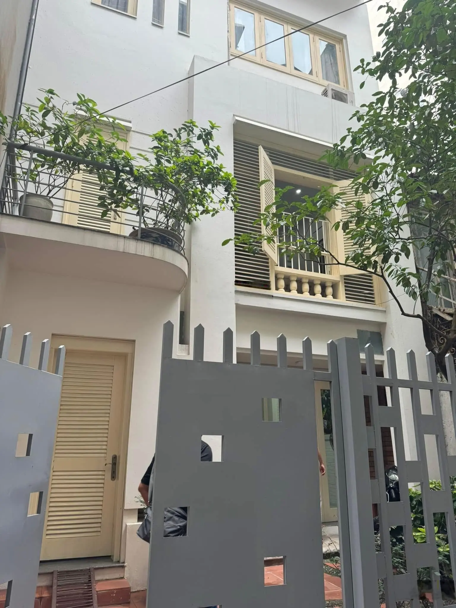 Đỉnh kịch! Võ Thị Sáu - TT Hai Bà Trưng - Ô tô vào nhà - 87m2 - 4 tầng - 25.2 tỷ