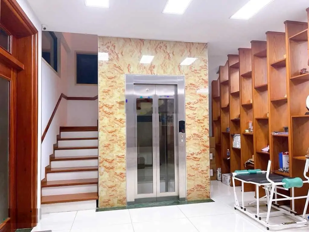 BÁN SIÊU BIỆT THỰ SÂN VƯỜN ĐƠN LẬP - LÔ GÓC 2 MẶT ĐƯỜNG Ô TÔ TRÁNH ĐỖ - 5 TẦNG THANG MÁY, 230M