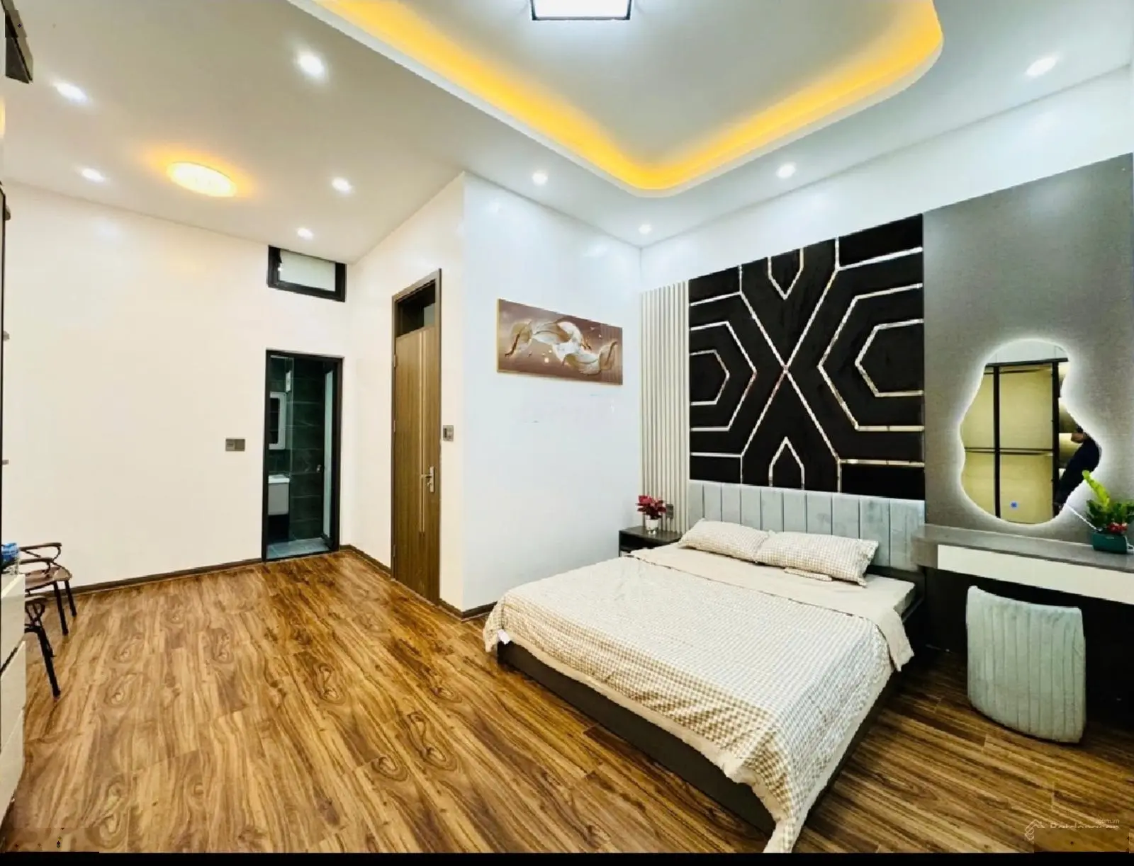 SIÊU PHẨM NHÀ YÊN HÒA - 45M - MT5M - 10M RA PHỐ - TẶNG NT VIP - NHÀ MỚI ĐẸP LUNG LINH - GIÁ 8,55 TỶ