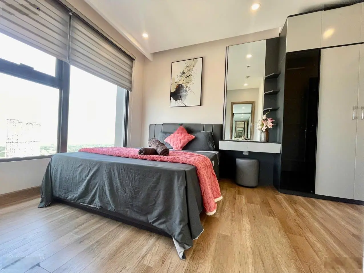 Chính chủ bán căn hộ 3 phòng ngủ 2WC Haven Park Ecopark đủ nội thất 86m2 view Biệt Thự Đảo 4tỷ480