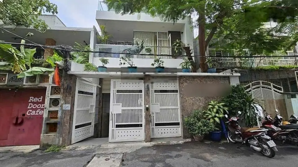 Bán biệt thự bề thế Nơ Trang Long, hẻm 10m sát lộ chính, DT 7.5*15m KC 3 tầng + garage, giá 13.5 tỷ