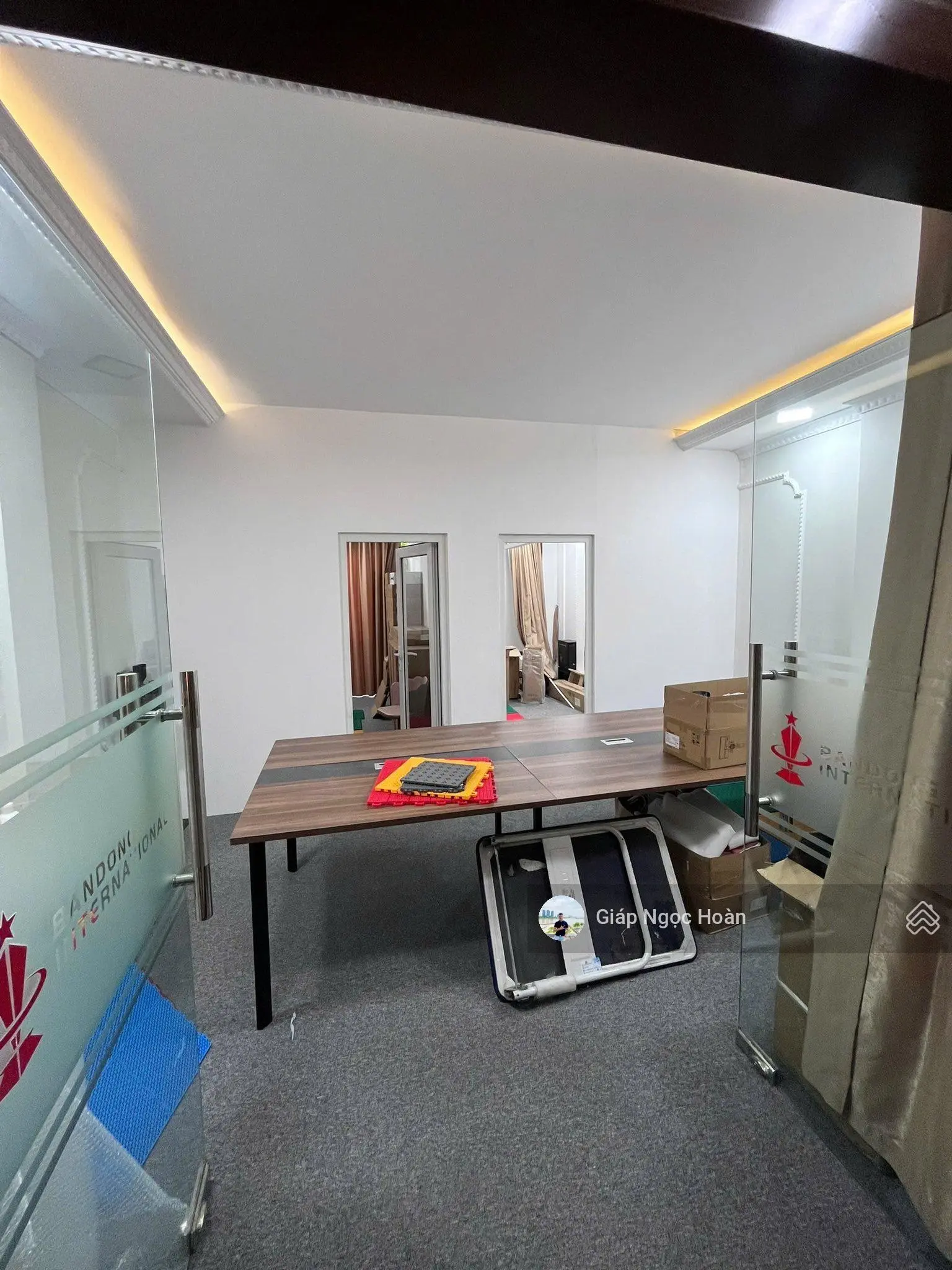 Bán nhà 7 tầng thang máy cầu giấy 58m2 mt5m ô tô tránh dừng đỗ vào nhà hơn 21 tỷ