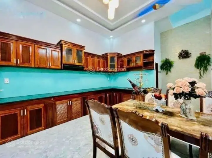 Nhà HXH Tô Ngọc Vân, Thạnh Xuân, Q12. DT 58m2, trệt - 3 lầu. Giá 2 tỷ 150. Gần bến xe ngã tư Ga