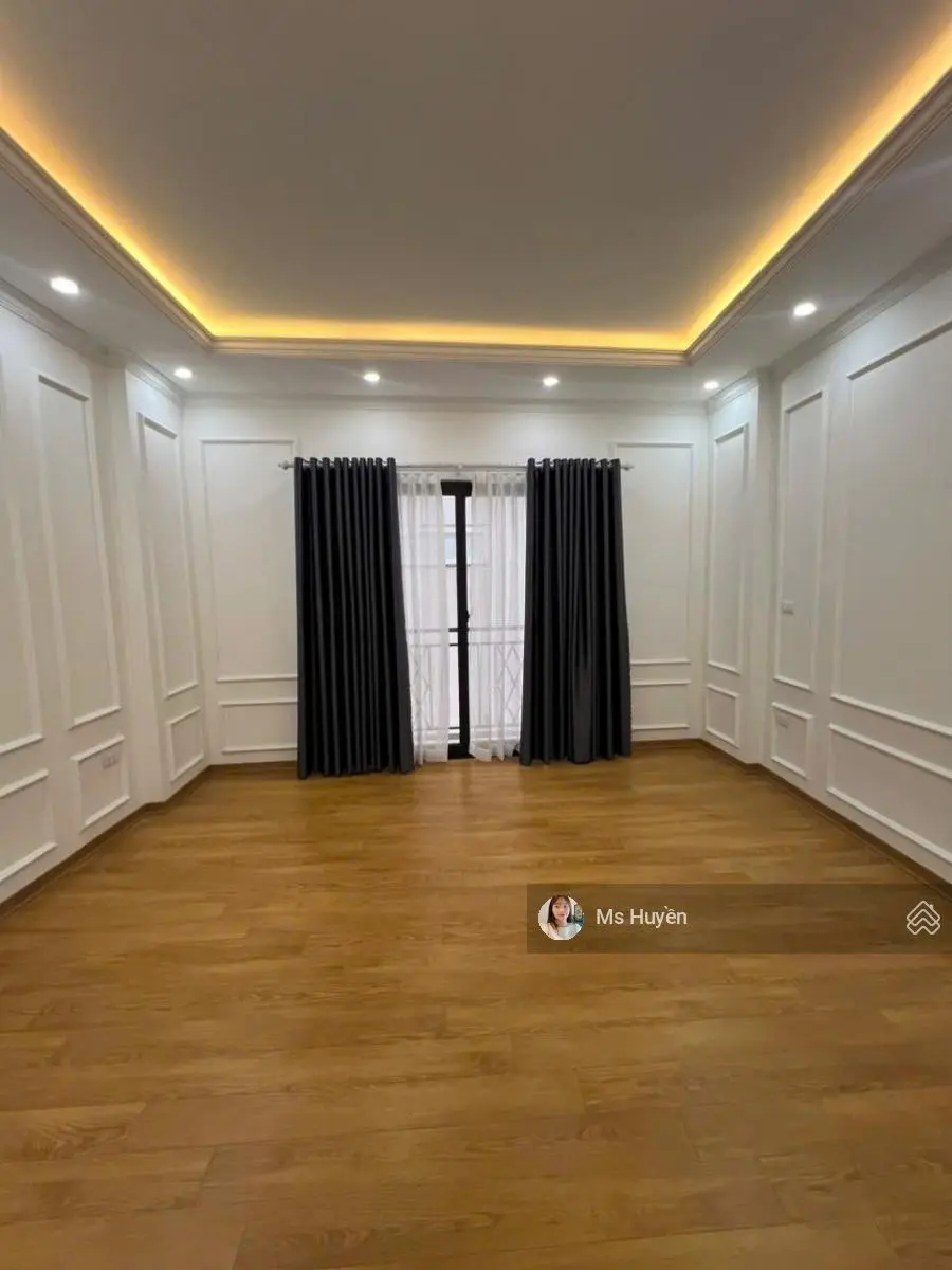 QUÁ HIẾM: YÊN HOÀ Cầu Giấy- HƠN 8 Tỷ, 35M, 7T Thang Máy, Xây Mới, 50M Ra Phố, ÔTÔ, KD, NGÕ RỘNG.