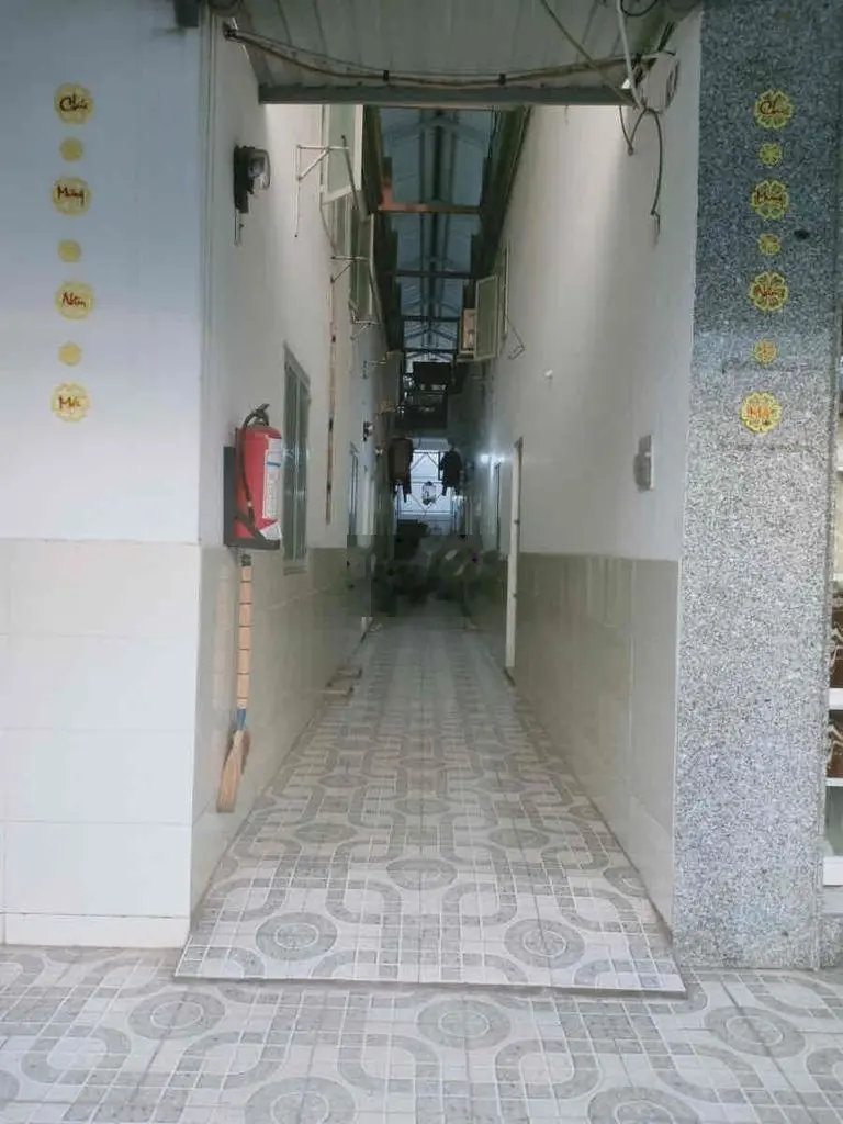 BÁN DÃY TRỌ 4PHÒNG+1KIOT 100m2 GIÁ 850TR ĐỐI DIỆN KCN TRẢNGBÀNG SỔ SẴN