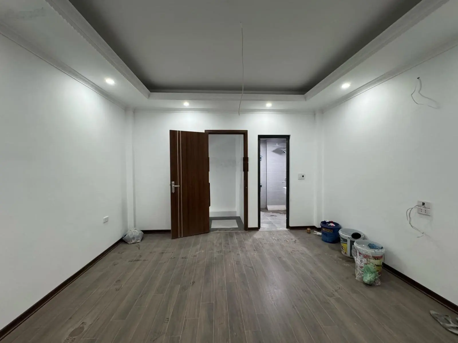 Bán nhà ngõ Văn Hương trung tâm quận Đống Đa: 40M x5tầng, MT: 5M, nhà đẹp gần phố