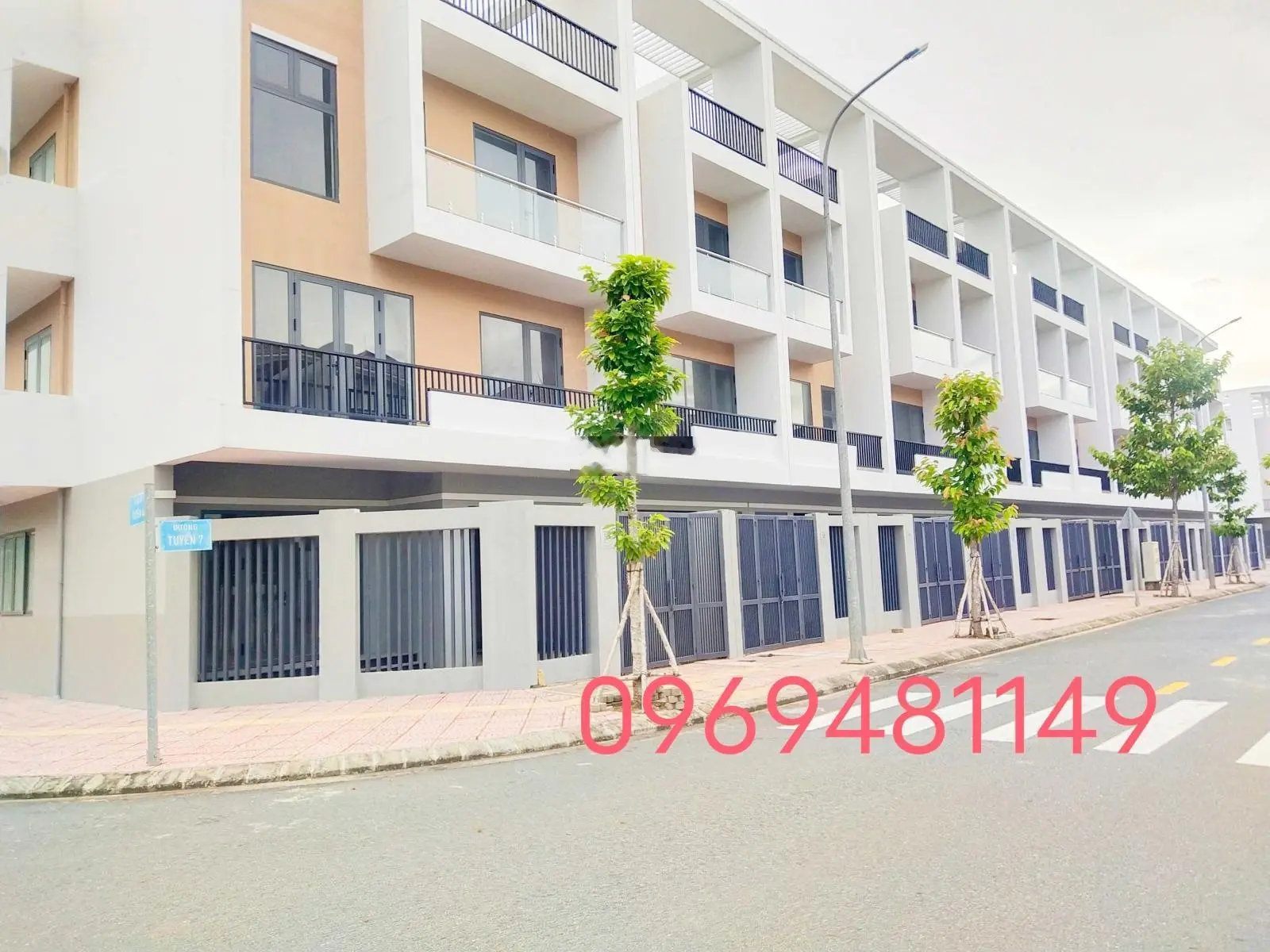 Nhà phố liền kề, phố thương mại, biệt thự