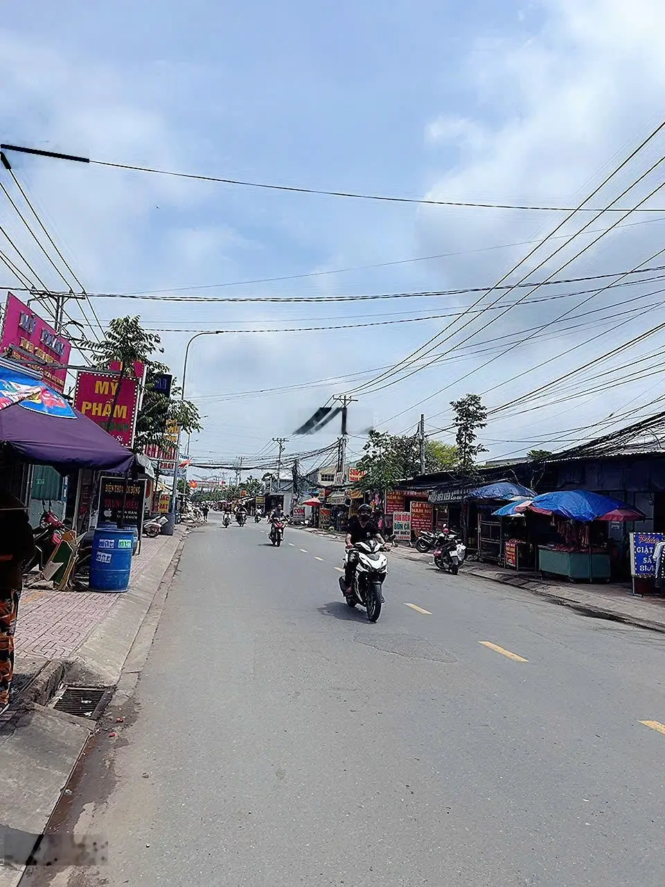 Vàng đang lên giá tình hình bất động sản sẻ có tiến triển mới theo vàng