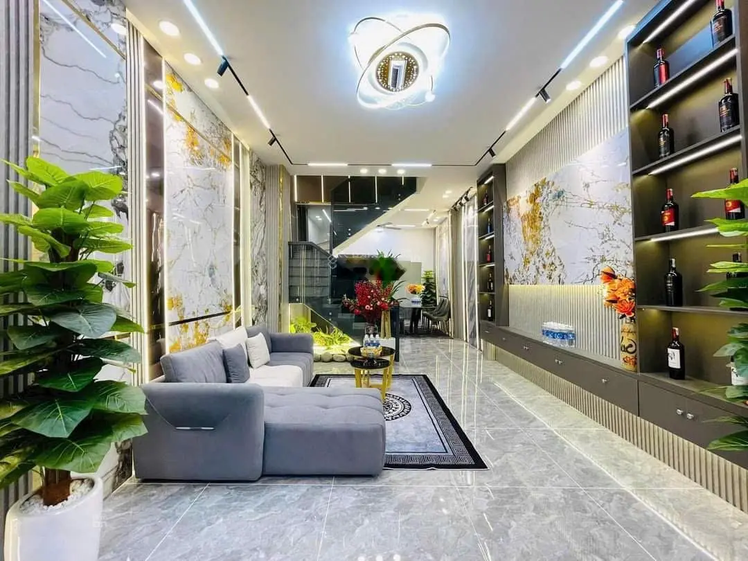 Bán nhà ở Lý Chính Thắng, P Võ Thị Sáu, Quận 3, DT 52m2 (4x13,5m) sổ hồng riêng, nhà đẹp mới 99%