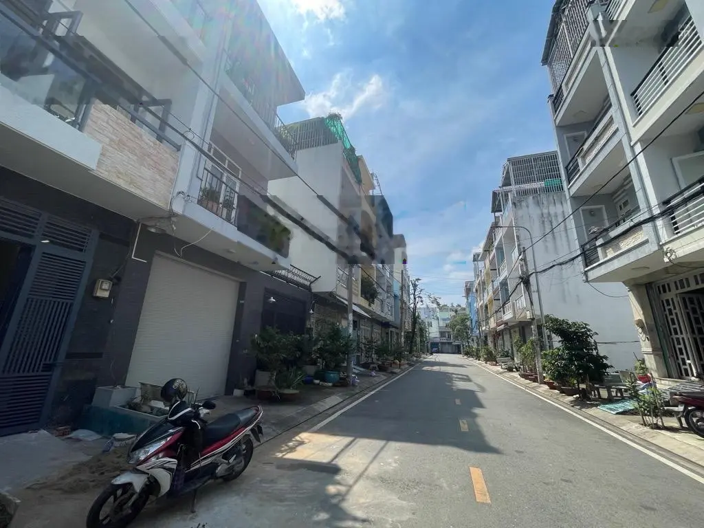 Mặt tiền nội bộ 15m, Lý Chiêu Hoàng, Quận 6, Gần CV Bình Phú, Nhà 4 tầng ( 4 x 16 ), Chỉ 9 tỷ x tl