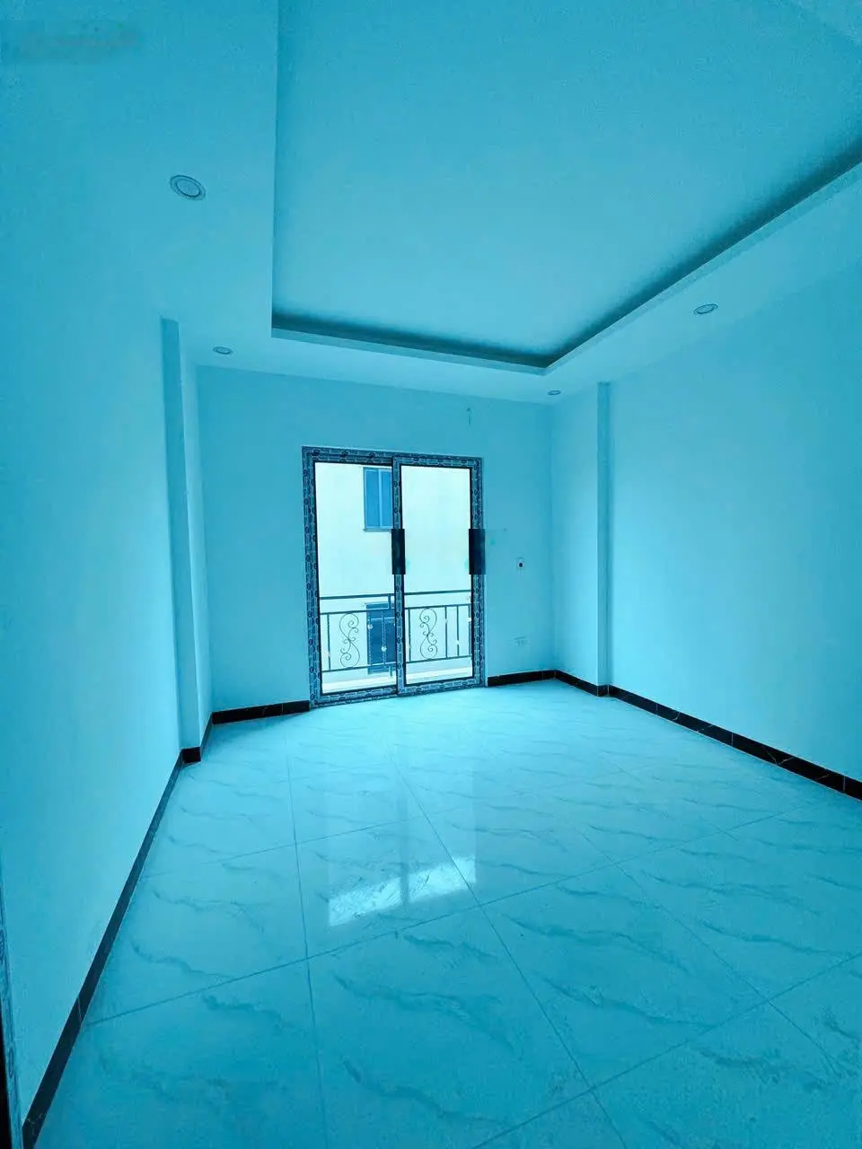 Chỉ tháng 11 giá đầu tư 3, x tỷ tại phường Biên Giang, Hà Đông, dt 35,9m2. 100m ra Quốc Lộ 6