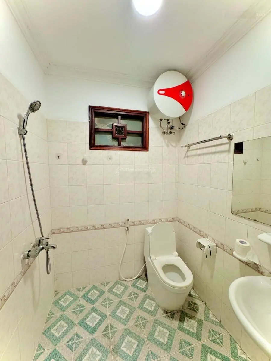 Bán nhà phố Kim Đồng - quận Hoàng Mai 63m2 ngõ thông tứ hướng. Ô tô đỗ cửa mặt tiền 4,5m
