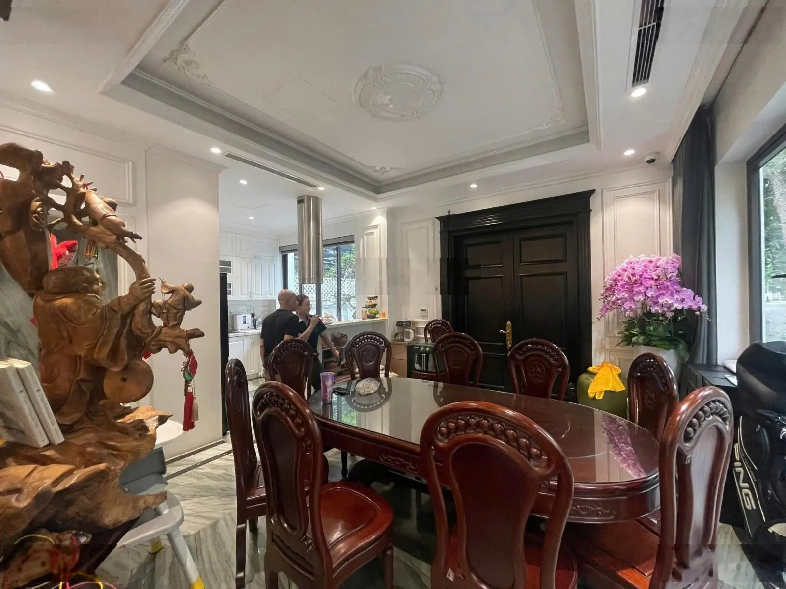 Bán Nhà Chính Chủ Biệt Thự Hoa Sữa KĐT sinh thái Vinhomes Riverside Long Biên 195m View Hồ Đẹp