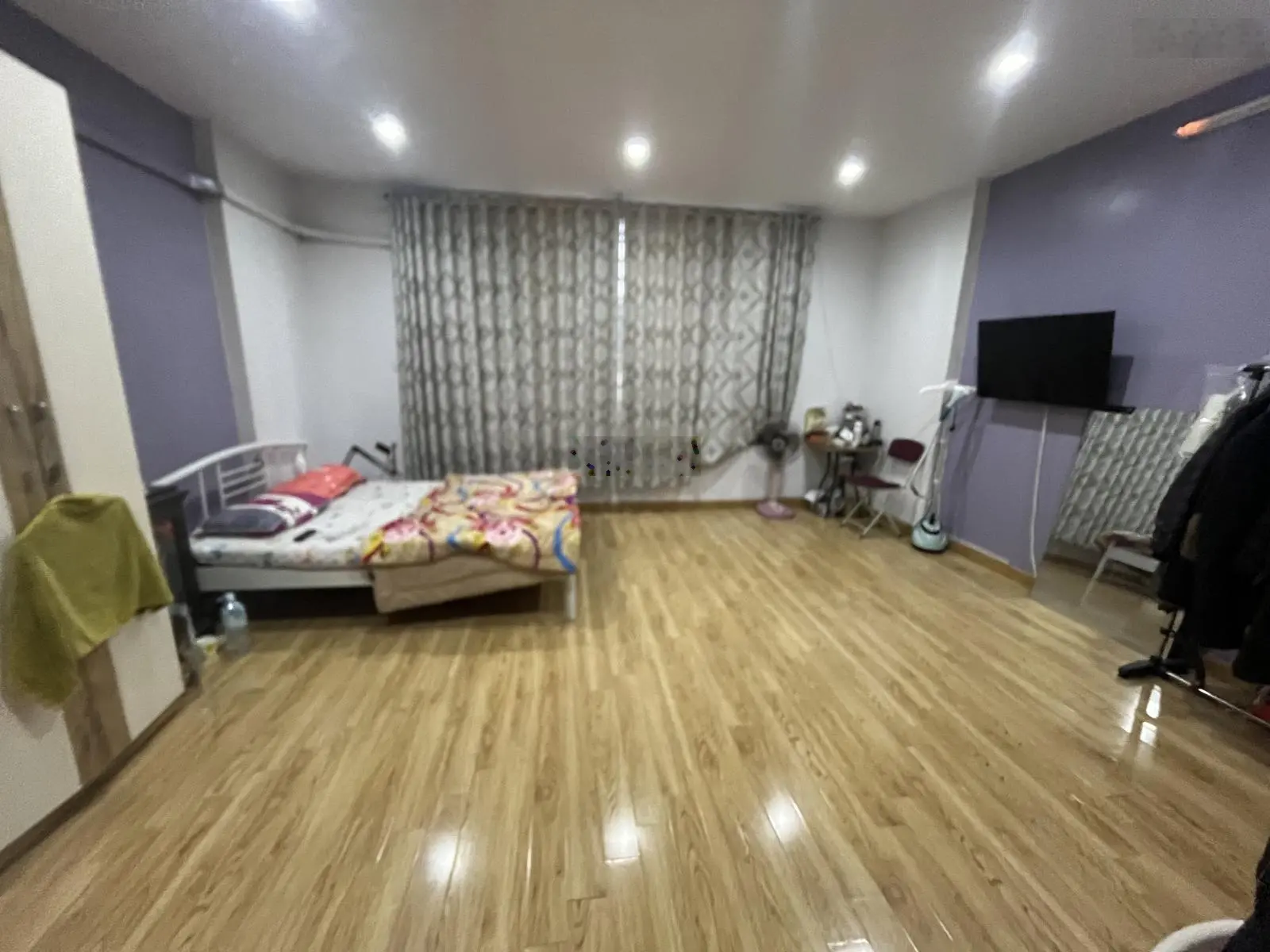Bán nhà phân lô Nguyễn Văn Linh cạnh Aeon Mall Vĩnh Tuy ô tô tránh ở sướng, nhà đẹp như mới