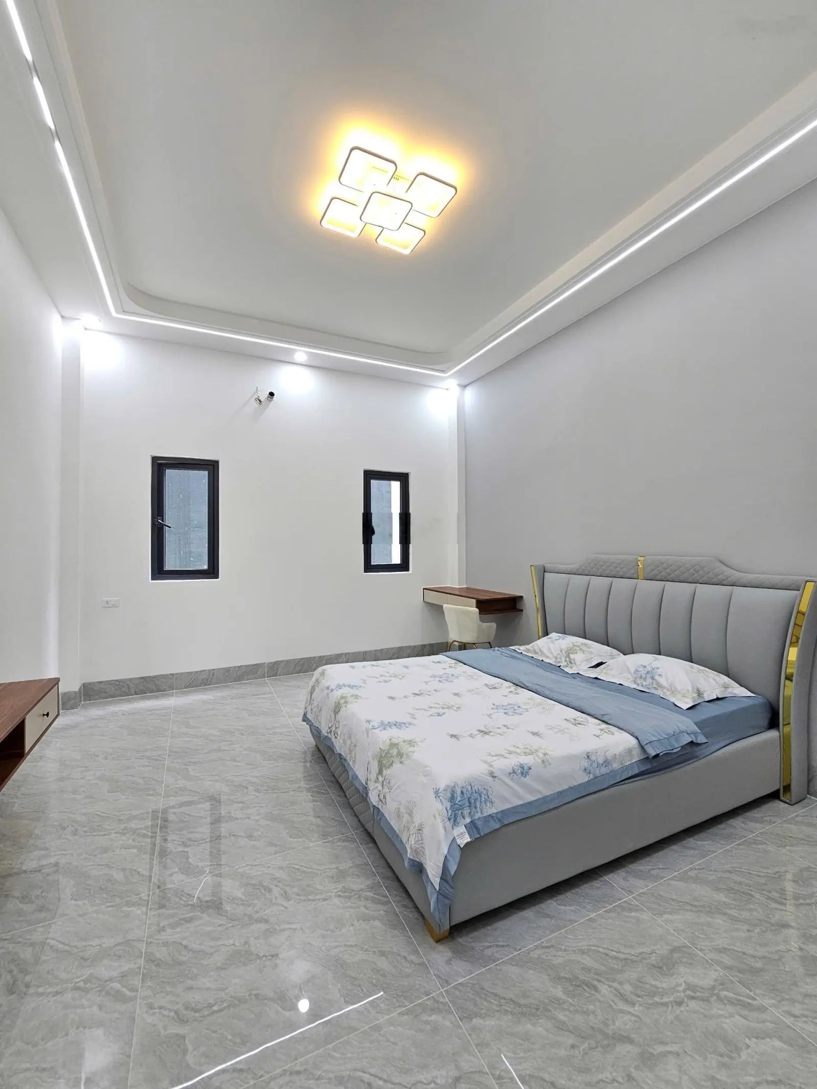 4.3 tỷ/ Bán nhà mới xây full nội thất KDC Phú Hồng Thịnh gần vòng xoay An Phú Thuận An. Mẫu đẹp