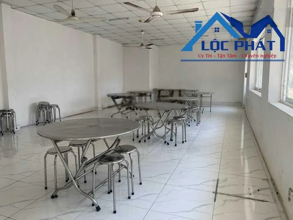 Bán xưởng 2 mặt tiền đường tại KCN Nhơn Trạch Đồng Nai 24.561m2 chỉ 120 tỷ