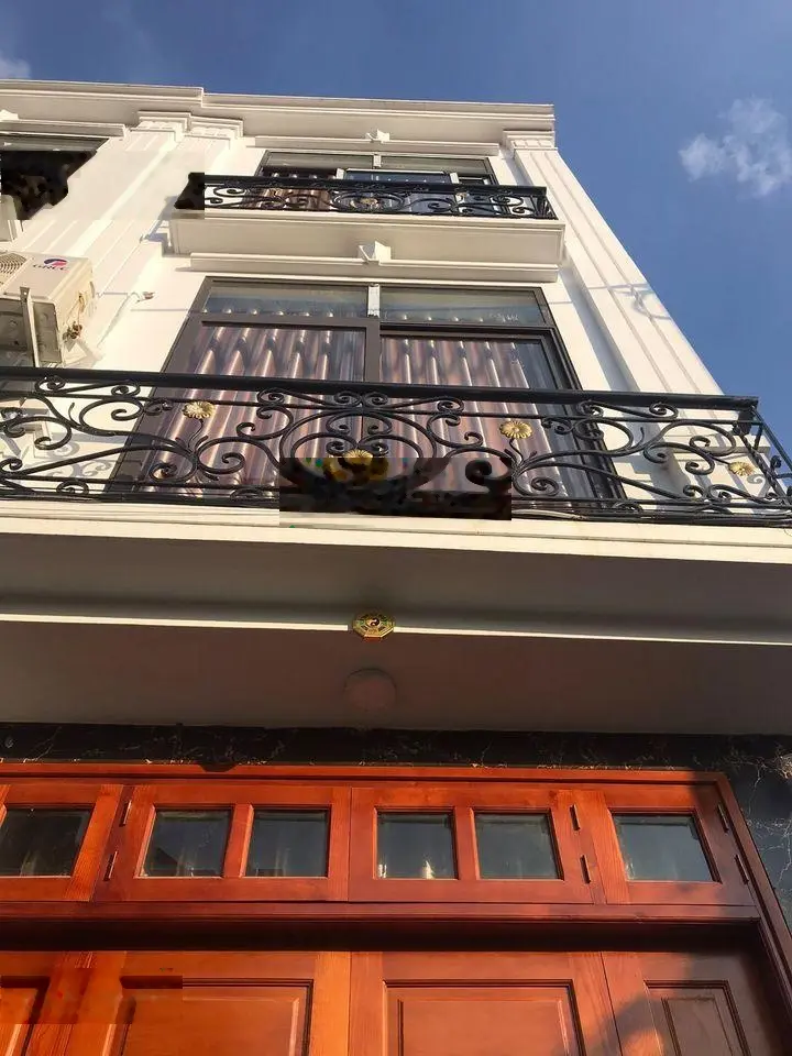 Siêu phẩm nhà giá rẻ chỉ 1,85 tỷ nhà 3 tầng x 32m2 ngay gần trường ĐHTDTT - Cầu Mai Lĩnh 2km