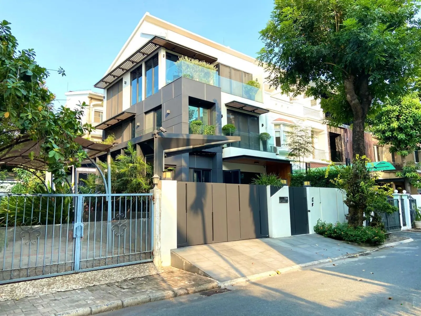 Em Cương Đại Phát Group chuyên trách bán biệt thự Phú Mỹ Hưng giá chỉ 26.5 tỷ thông tin đã xác thực