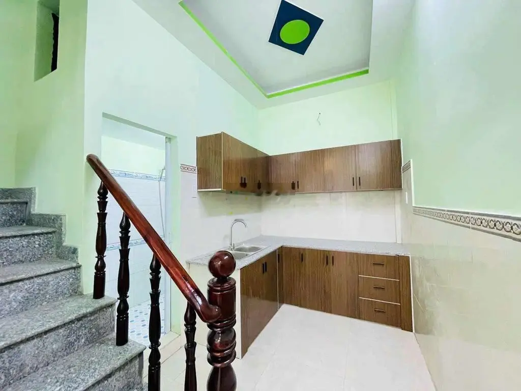 Cần bán nhà tô Ngọc Vân q12
