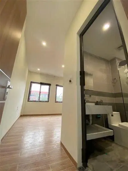 Mua đất tặng nhà 3 tầng mới sẵn ở Thụy Hà, Bắc Hồng, Đông Anh oto ngủ trong nhà
