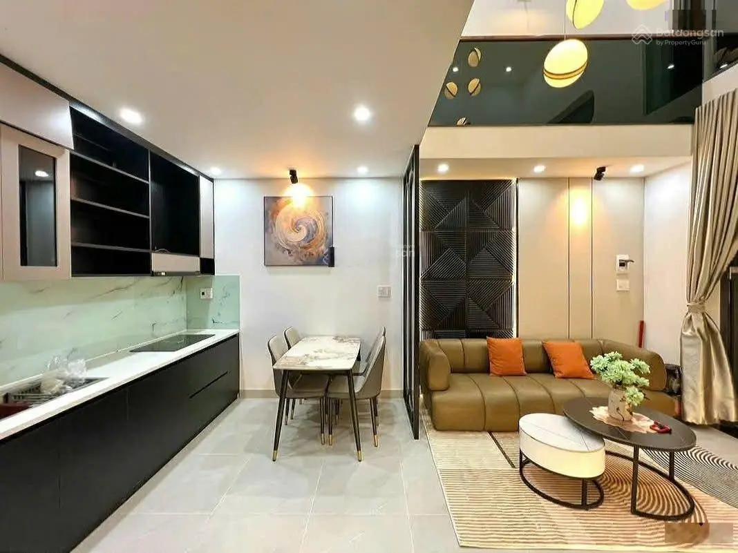 Nhà đẹp 50m2, 2 tầng, 3 phòng ngủ ( có phòng ngủ dưới) , gần biển 200m ,thanh khê