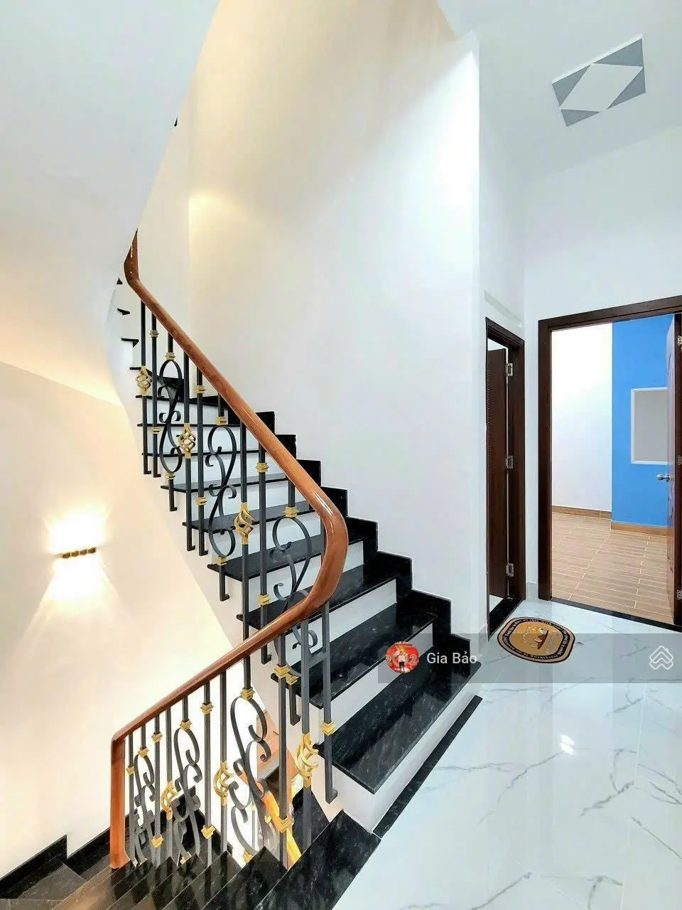 Cần bán gấp căn nhà 60m2 giá 3tỷ550 triệu đường Nguyễn Xí quận Bình Thạnh. Đang cho thuê 16tr/tháng