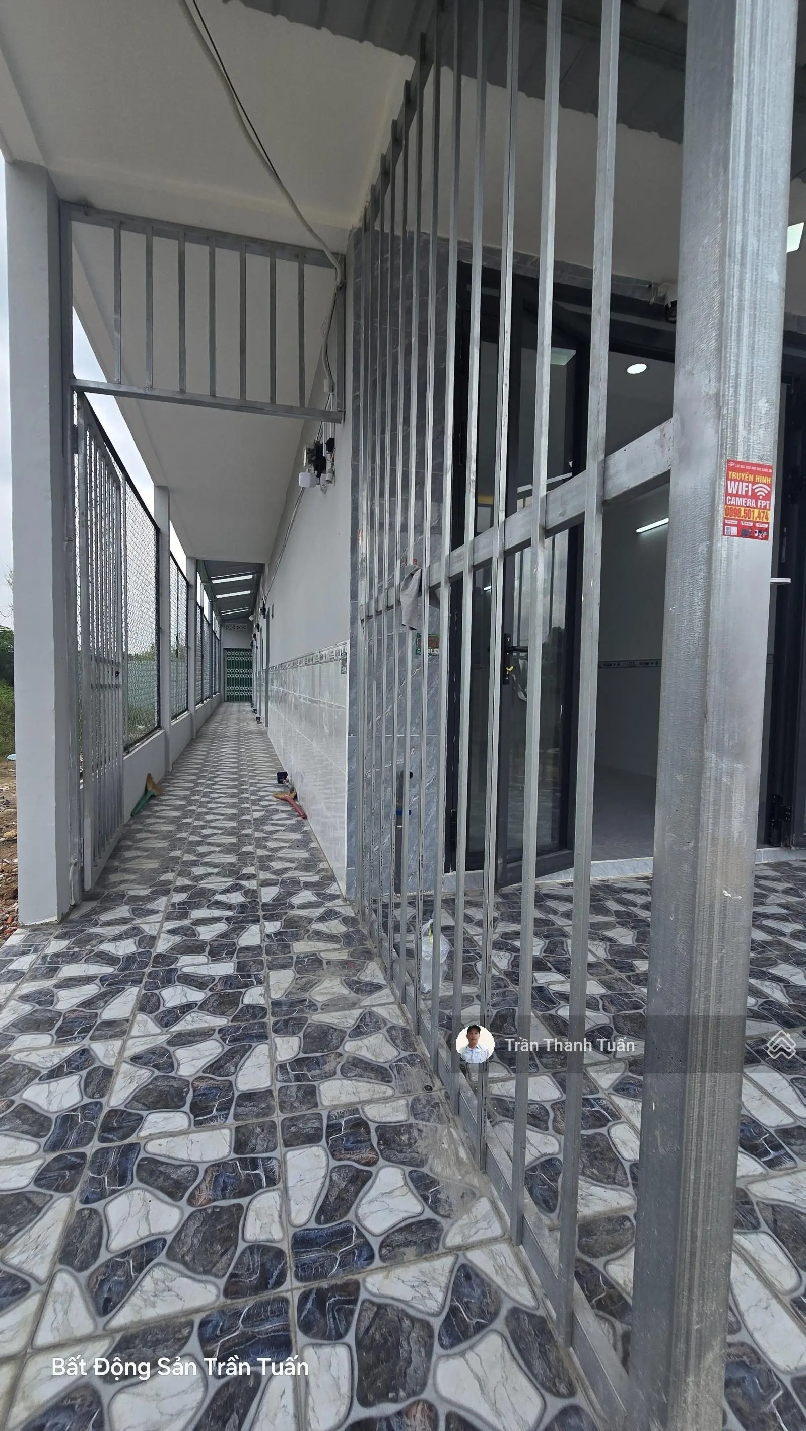 Dãy Trọ Mới Hoàn Thiện, 5x25 gồm 1 căn Lầu và 5 phòng trọ, Mặt tiền đường Nhựa, thu 11,6tr/tháng