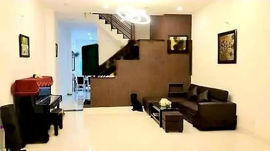 Thanh toán nợ ! bán nhà đẹp 3 tầng - xh đỗ cửa huỳnh tấn phát- sát phú mỹ hưng - 5 x 15 m - 5.x tỷ