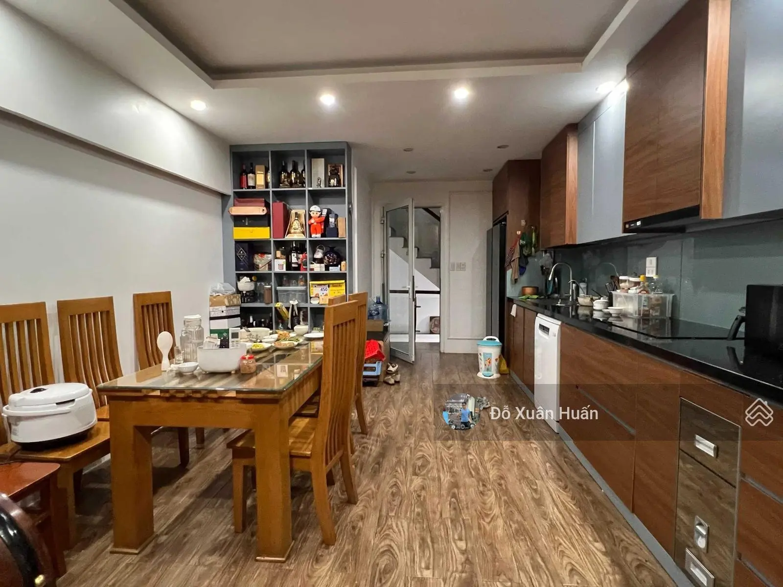 Hơn 11 tỷ có nhà mặt phố Phan Kế Bính kinh doanh sầm uất, vỉa hè đá bóng, 35m2 6 tầng cực đẹp