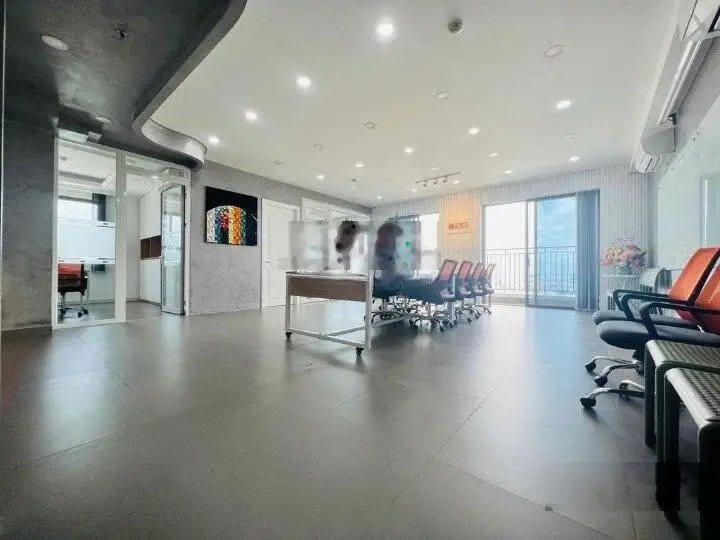 Bán căn hộ Wilton Tower , 93m2, Đã Sửa Lại Thành Văn Phòng , sổ hồng riêng , 6 tỷ 5 ,LH: 0908 435 ***