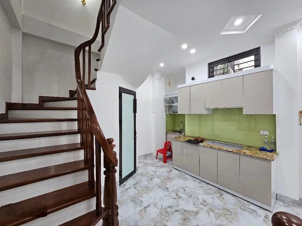 Bán nhà mới lô góc, ngõ thông 35m2*5T giá 7.4 tỷ, Kim Ngưu, Hai Bà Trưng