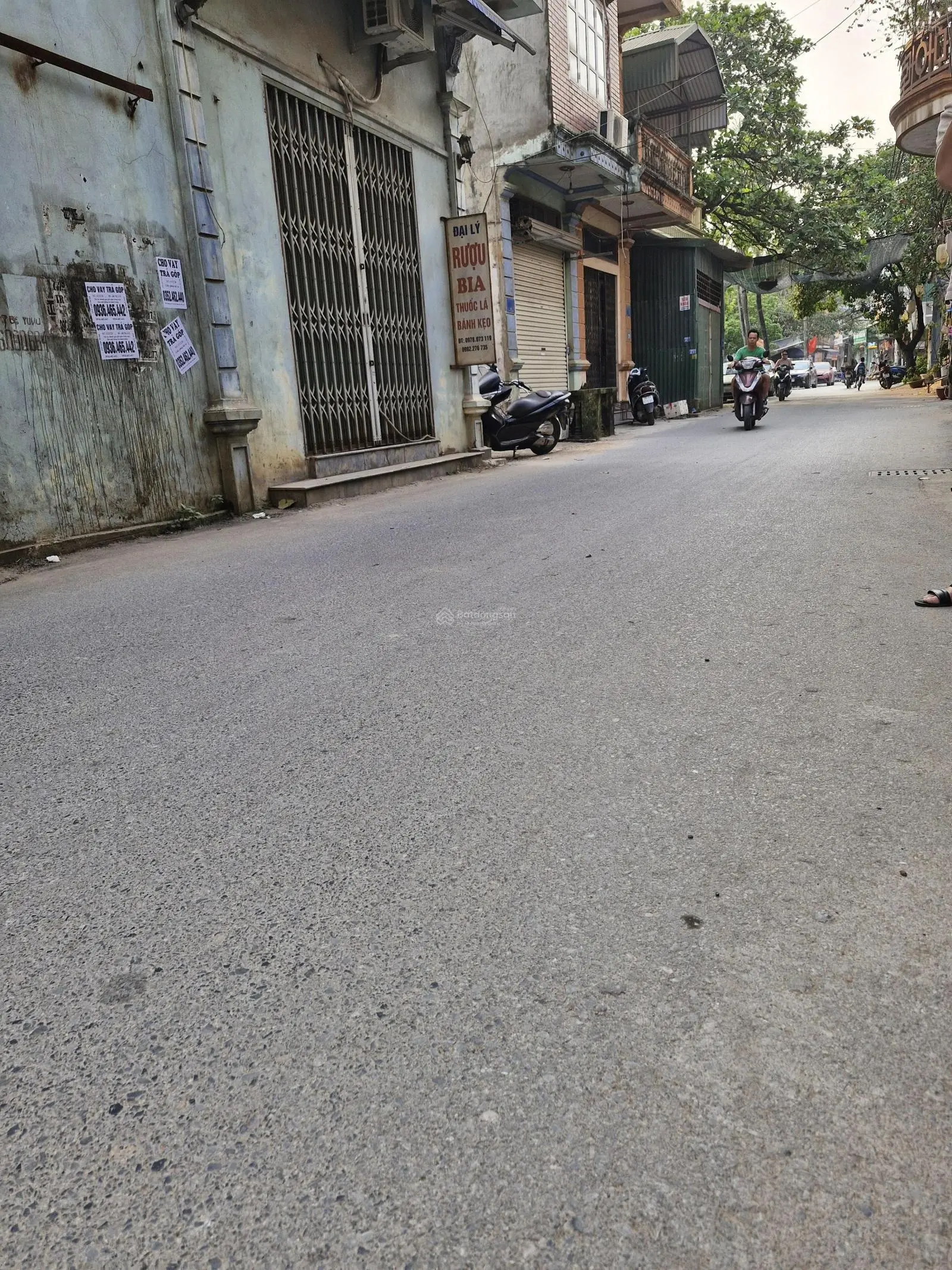 Cc bán đất trục chính tổ 5 Yên Nghĩa đường 6m dt 84m tặng nhà c4 mới tinh giá 9ty8 lh 0362 088 ***