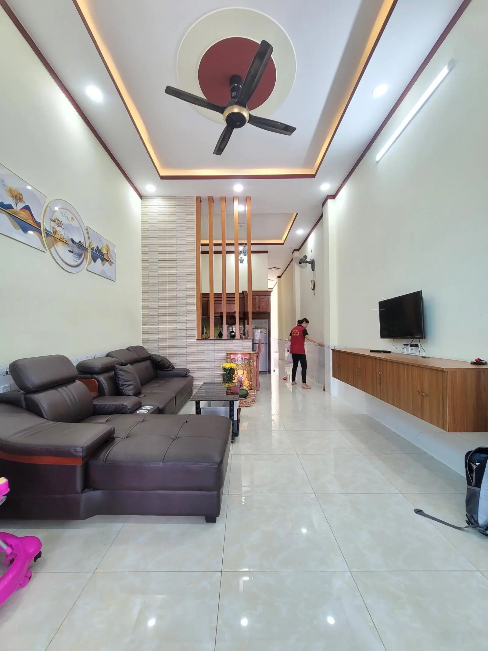 2 tỷ 400 bán nhà cấp 4 cách đường Nguyễn Thị Tươi 100m P. Tân Bình TP. Dĩ An