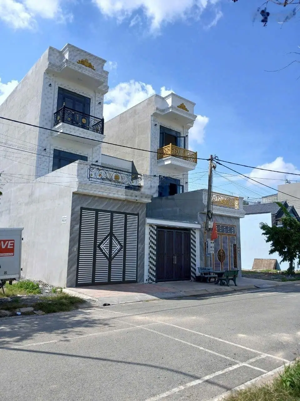 Nhà 2 lầu Hoàn công khu dân cư. Diện tích 88m. Giá 5 tỷ 150