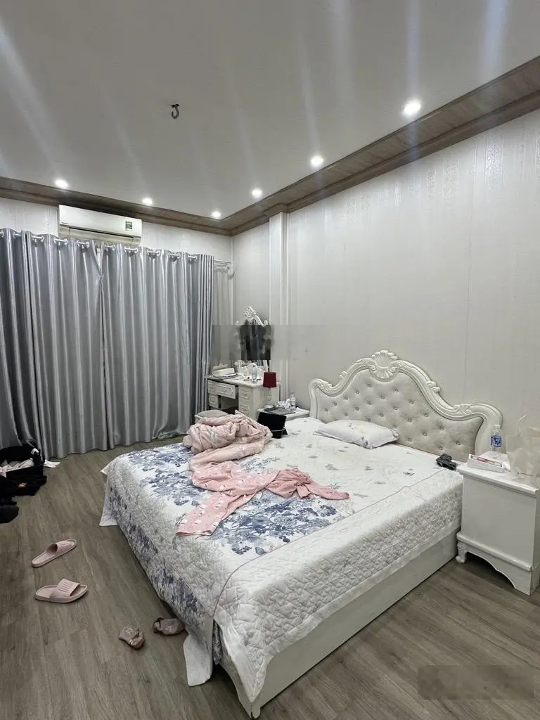 Bán nhà Mặt phố Lạc Trung, Quận Hai Bà Trưng. 2 Thoáng, 56m, 5 Tầng, Ô Tô, Kinh Doanh Giá Trị