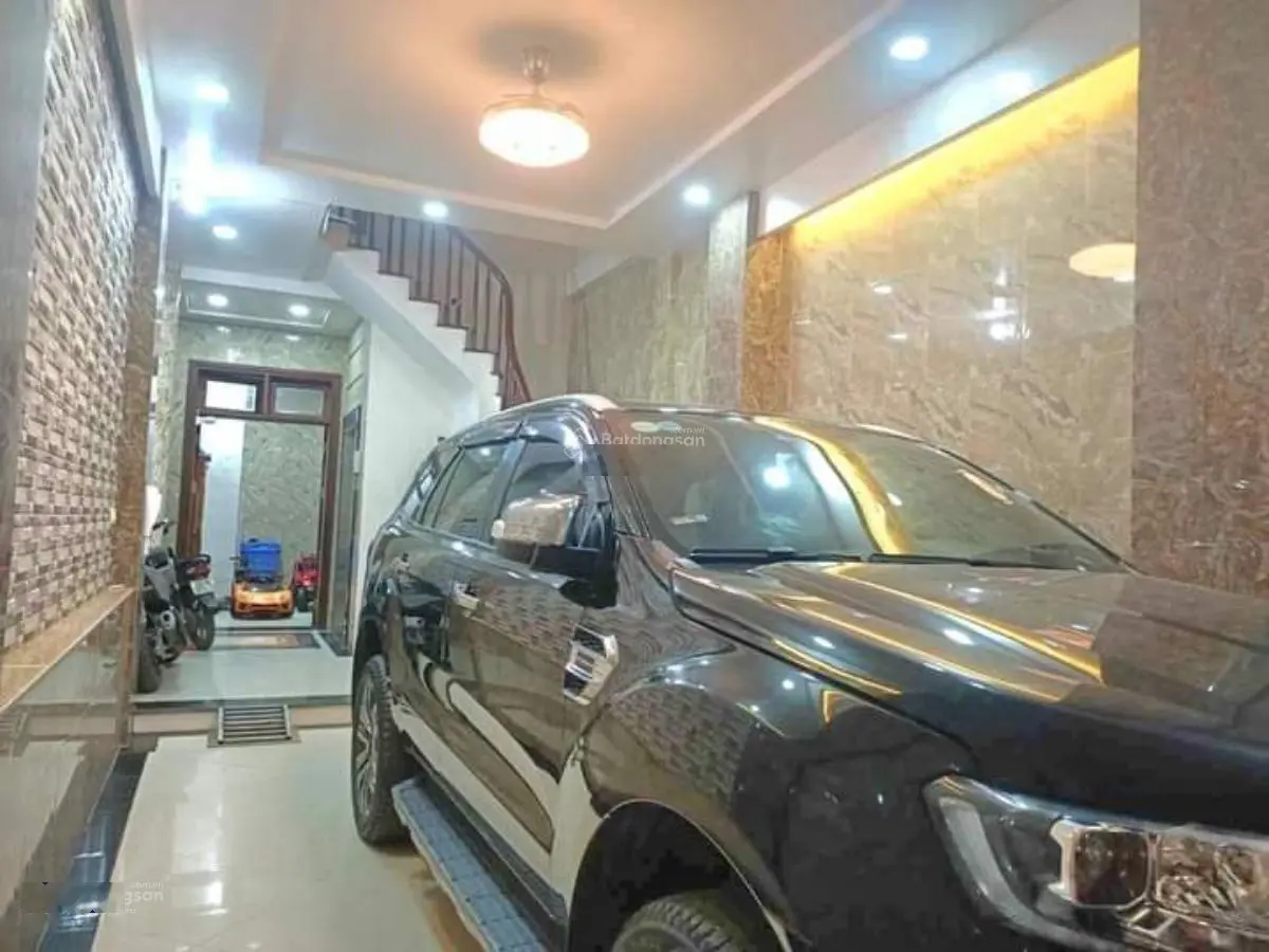 Nhà dòng tiền - ô tô ngủ trong nhà - mặt tiền kinh doanh - 66m2 * 7 tầng * 10 PN. Cho thuê VP ok
