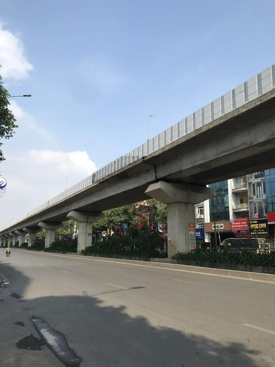 Chính chủ gửi bán căn nhà diện tích sử dụng 45m2, 2 tầng, Ô tô cách nhà 20m, Giá nhỉnh 4 tỷ.