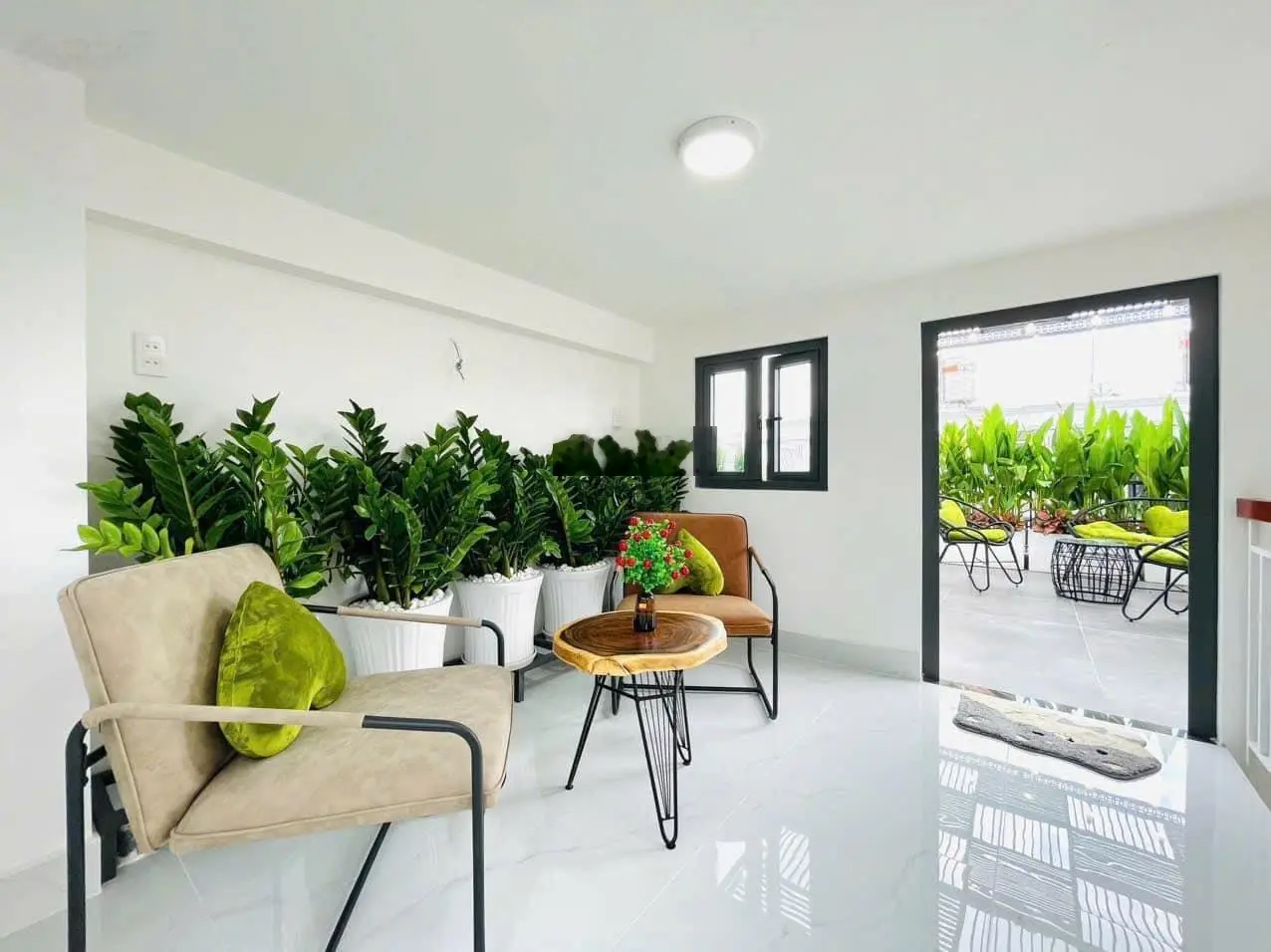 Bán nhà riêng tại đường nguyễn kiệm, giá cực chất 4,25 tỷ, dt 43,46m2, 5 tầng